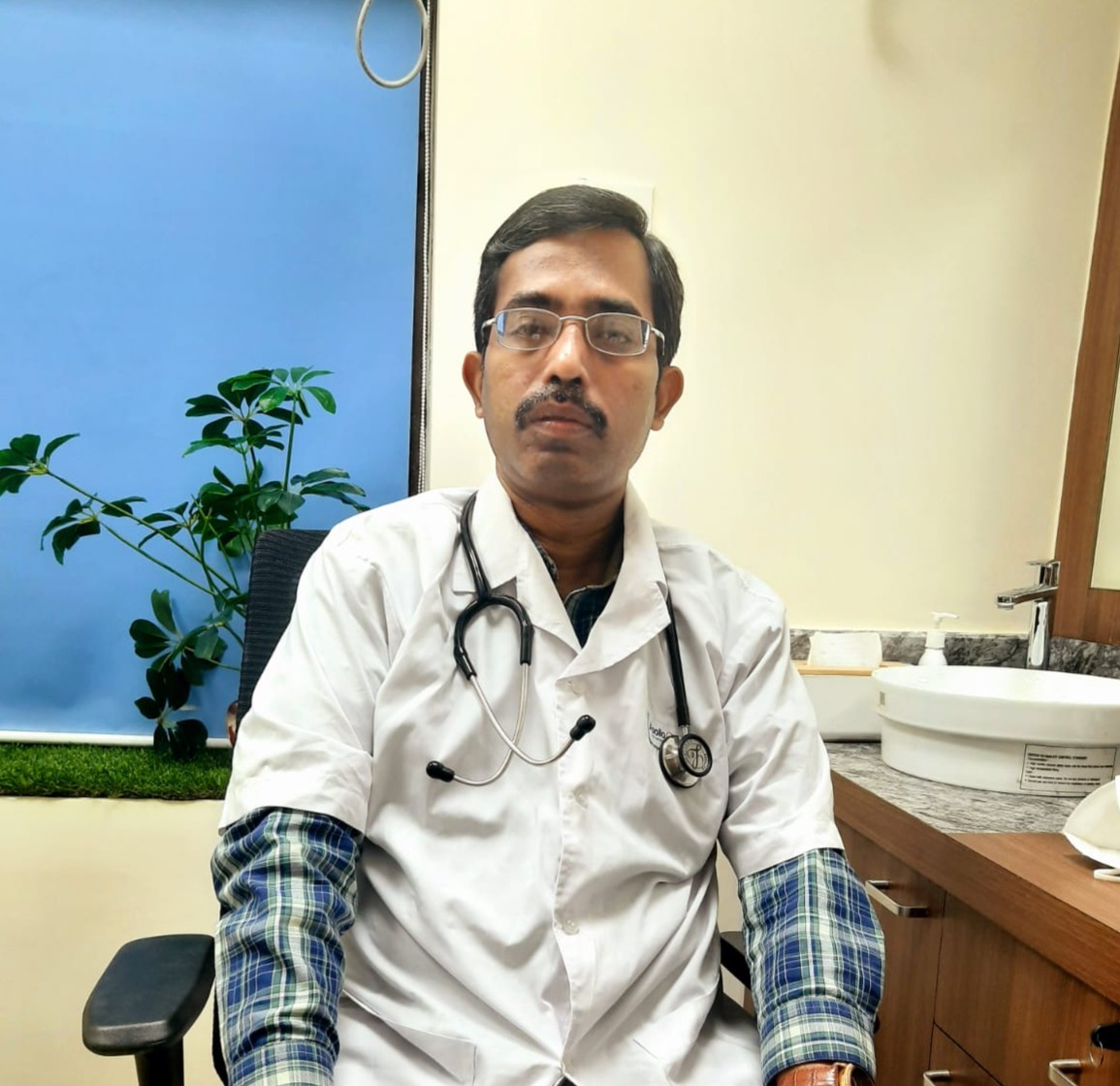 Dr. Apratim Mitra